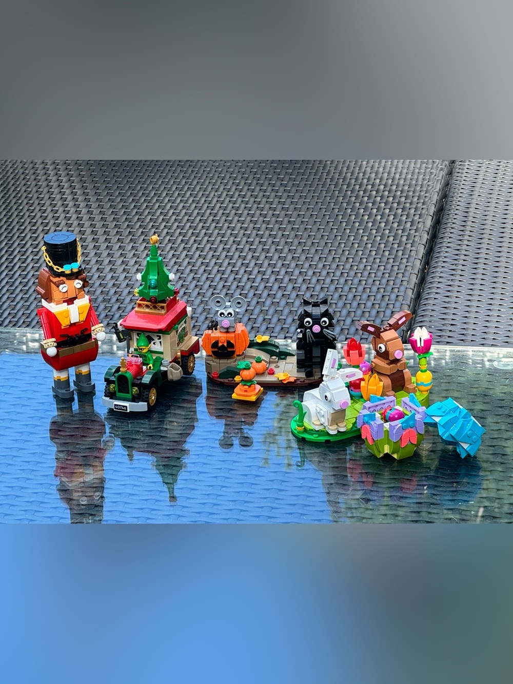 LEGO 5 Assorted Holiday Mini Build Play Sets